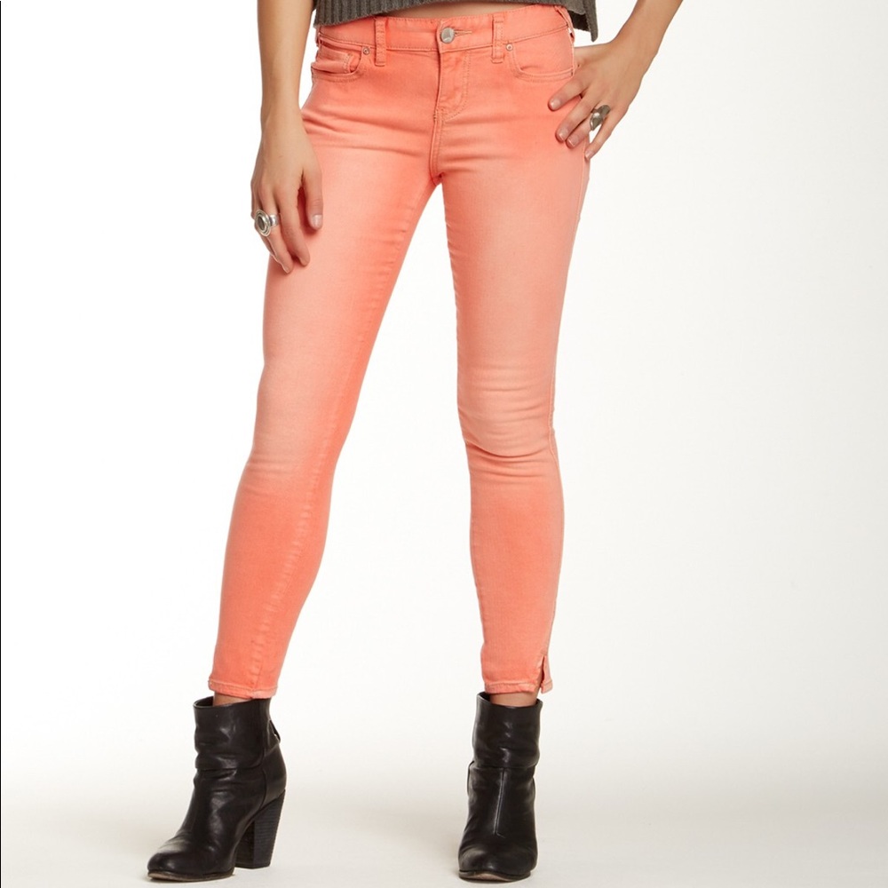 FREE PEOPLE Gorgeous Tomato Crop Jeans 24  NWT